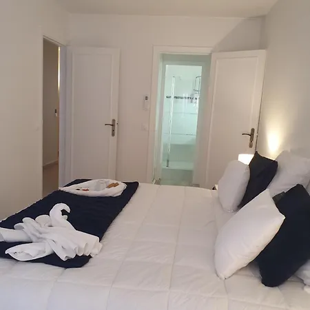 2 Pieces Carre D Or Les Floralies * Antibes