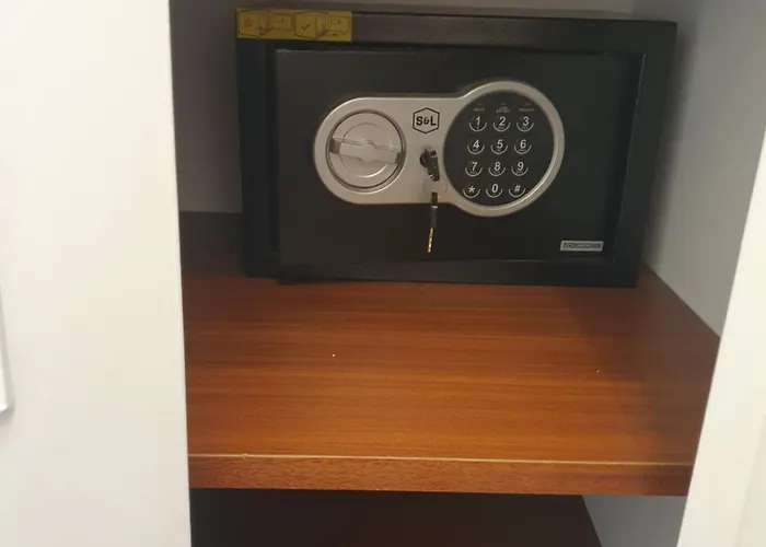 2 Pieces Carre D Or Les Floralies Apartment *