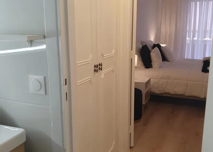 2 Pieces Carre D Or Les Floralies Antibes